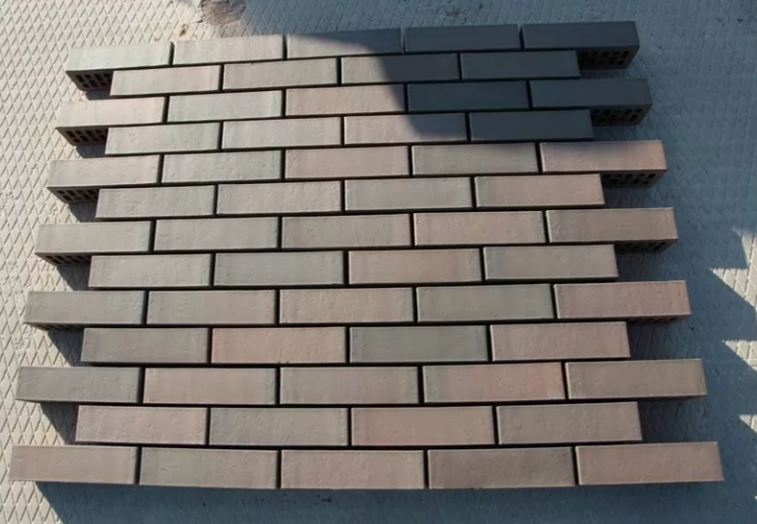 КИРПИЧ ВКЗ БАВАРСКАЯ КЛАДКА С ФЛЕШ ОБЖИГОМ ГРАФИТ АНТИКА 0,7NF